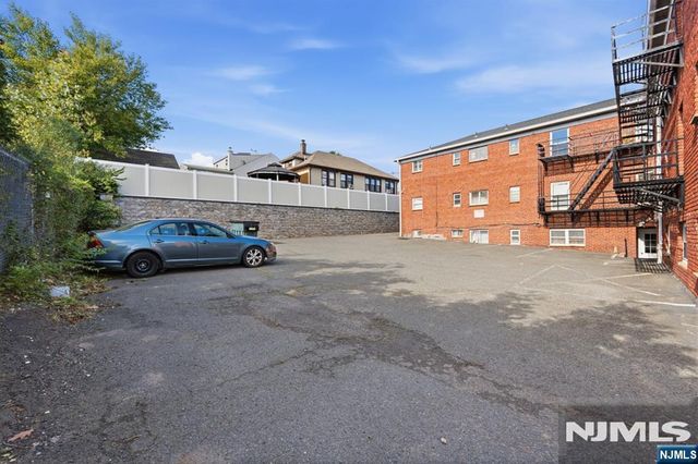 207 Polifly Road 4, Hackensack, NJ 07601