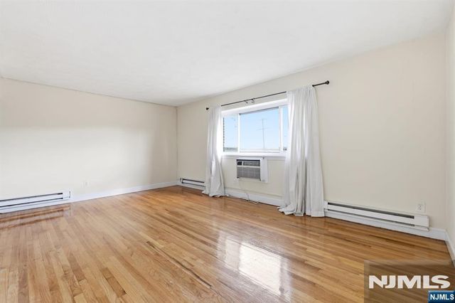 207 Polifly Road 4, Hackensack, NJ 07601