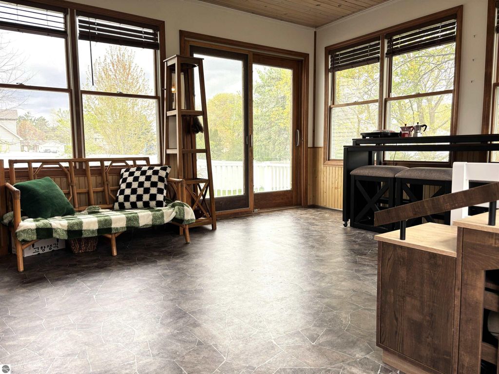 Image 13 of property listing at 512 W Grand, Mt Pleasant, MI 48858
