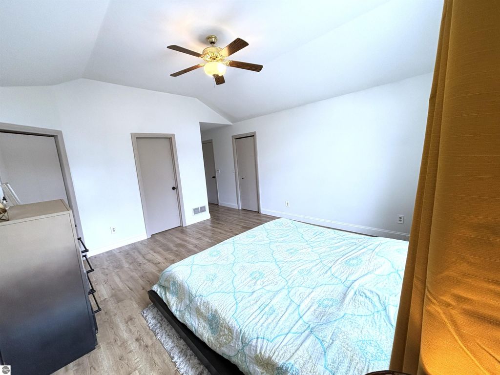 Image 20 of property listing at 512 W Grand, Mt Pleasant, MI 48858