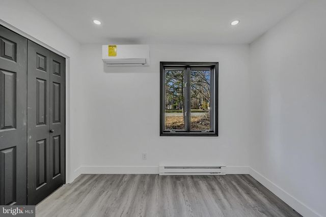 1135 SEVEN NATIONS DR, Tobyhanna, PA 18466