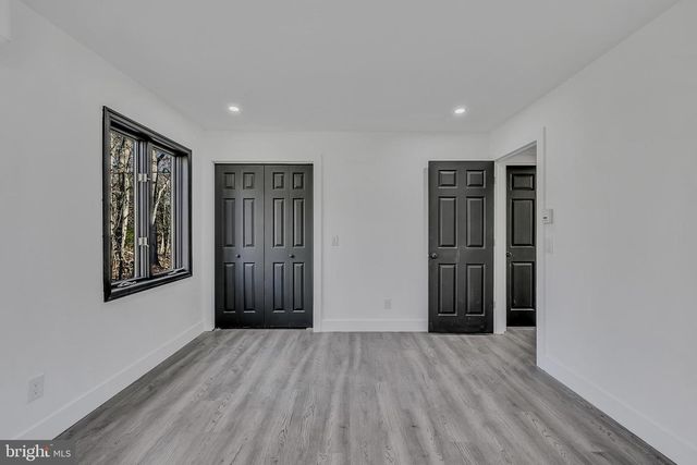 1135 SEVEN NATIONS DR, Tobyhanna, PA 18466