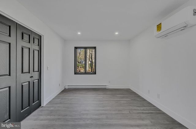 1135 SEVEN NATIONS DR, Tobyhanna, PA 18466