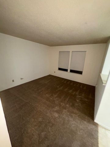 5335 BENT TREE FOREST Drive 130, Dallas, TX 75248