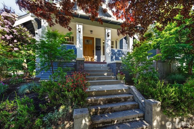 7056 26th Avenue NW, Seattle, WA 98117