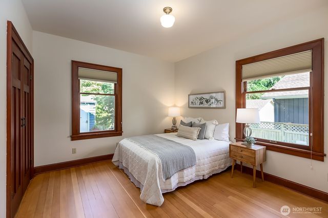 7056 26th Avenue NW, Seattle, WA 98117