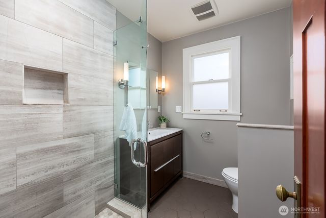 7056 26th Avenue NW, Seattle, WA 98117