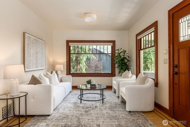 7056 26th Avenue NW, Seattle, WA 98117