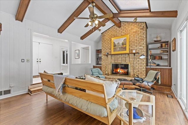 303 E Huron River Drive, Belleville, MI 48111