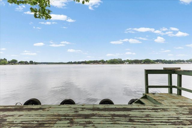 303 E Huron River Drive, Belleville, MI 48111
