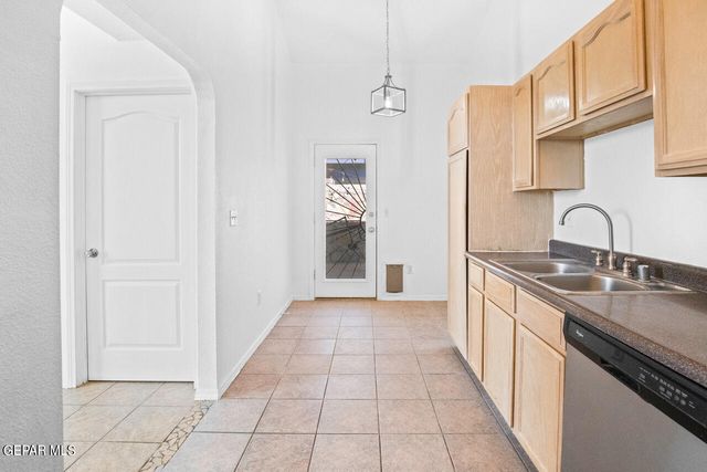 14553 Desierto Bello Avenue, Horizon City, TX 79928