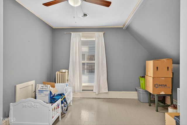 407 College Street, Marion, VA 24354