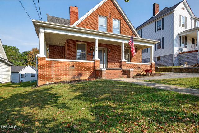 407 College Street, Marion, VA 24354