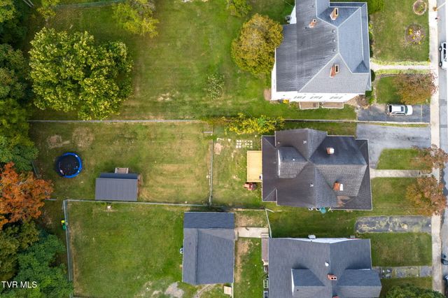 407 College Street, Marion, VA 24354