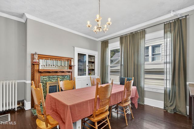 407 College Street, Marion, VA 24354