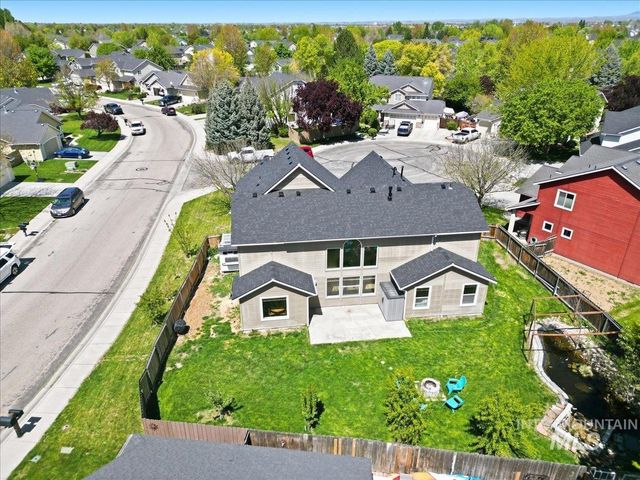 498 E W Moskee St, Meridian, ID 83646