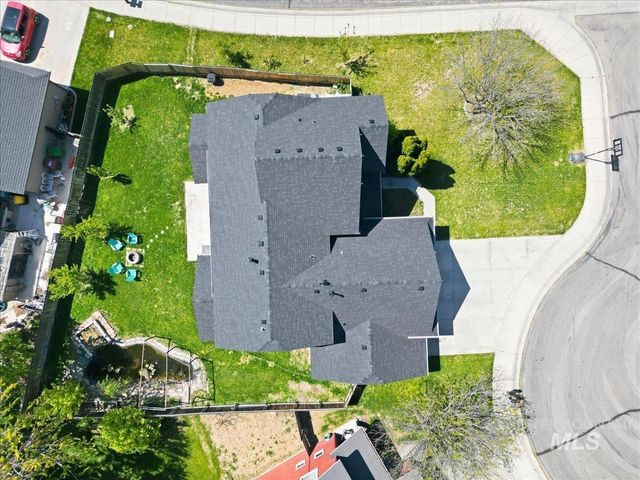 498 E W Moskee St, Meridian, ID 83646