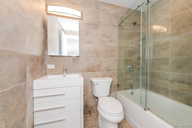 661 W Broadway 401, Long Beach, NY 11561