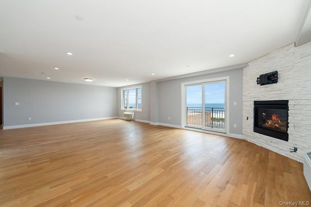 661 W Broadway 401, Long Beach, NY 11561