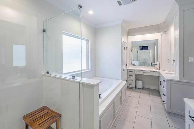 174 Bayou Lafourche Drive, Thibodaux, LA 70301