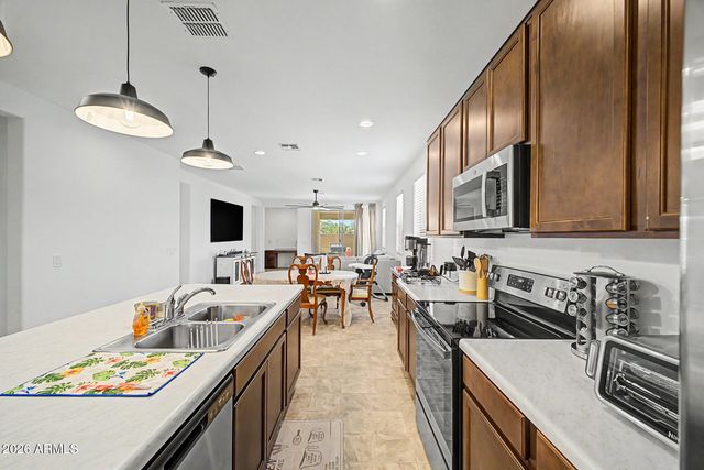1312 N LARAT Lane, Coolidge, AZ 85128