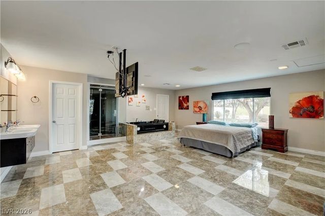 2720 East Quail Avenue, Las Vegas, NV 89120