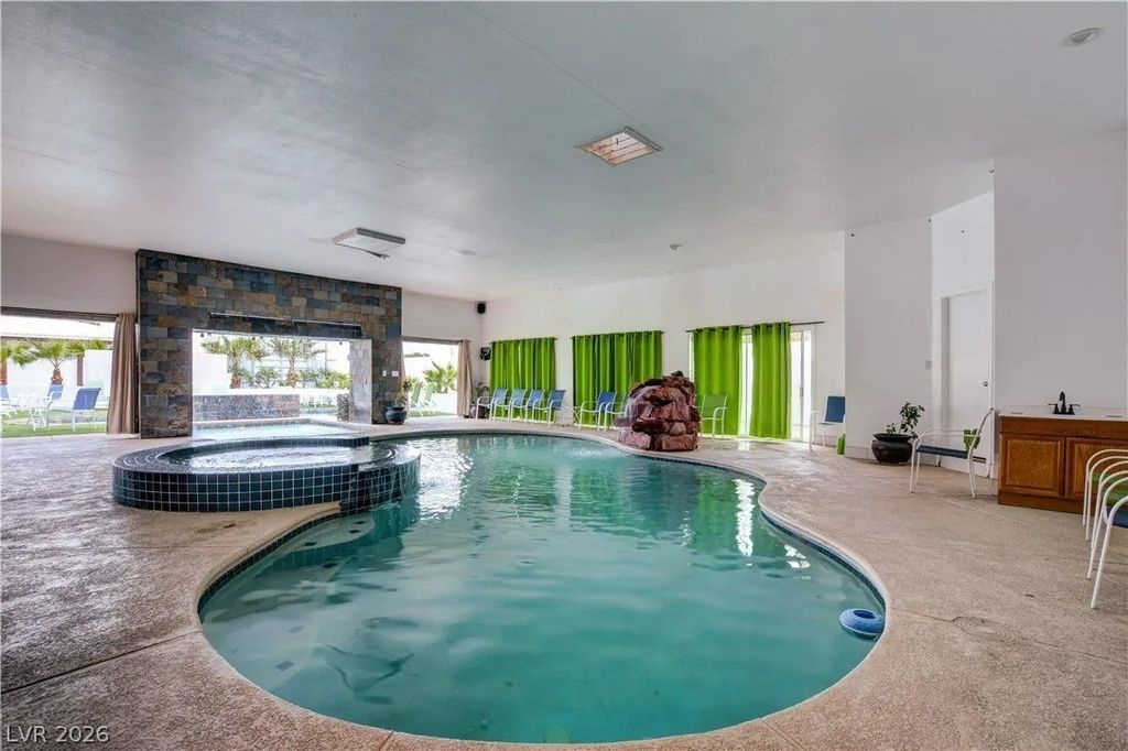 2720 East Quail Avenue, Las Vegas, NV 89120
