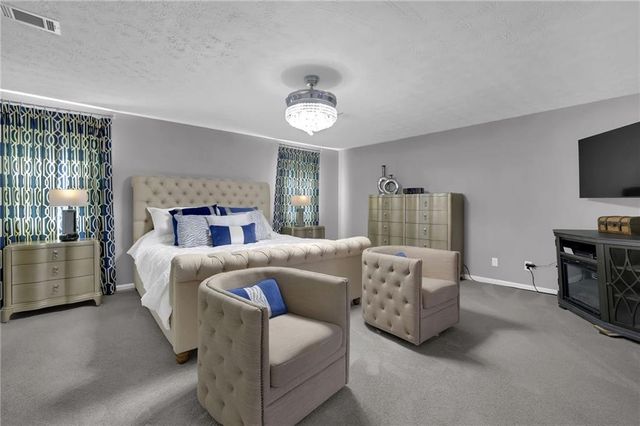 325 Ivy Mill Court, Roswell, GA 30076