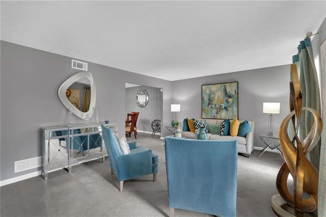 325 Ivy Mill Court, Roswell, GA 30076