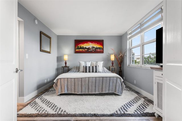 535 Oaks Drive 404, Pompano Beach, FL 33069