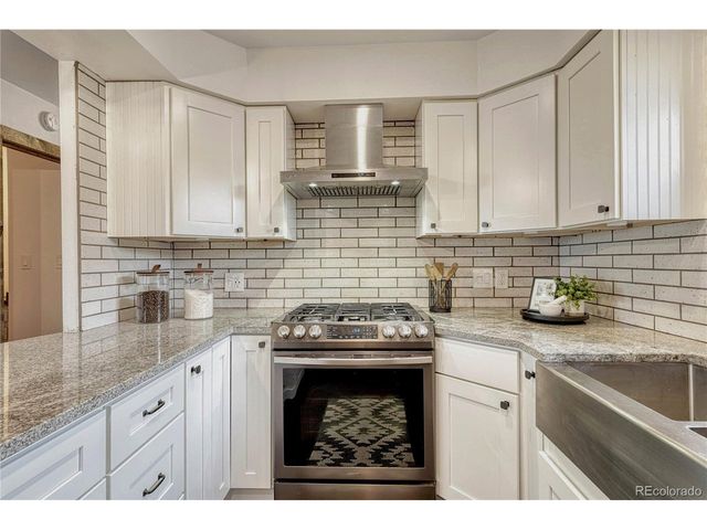 19 E Pine Dr, Bailey, CO 80421