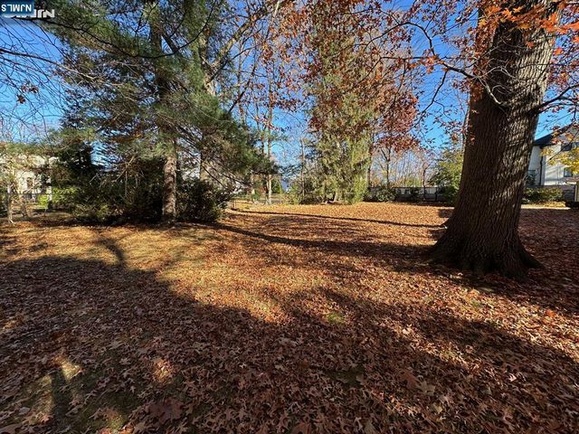 33 Malcolm Court, Tenafly, NJ 07670