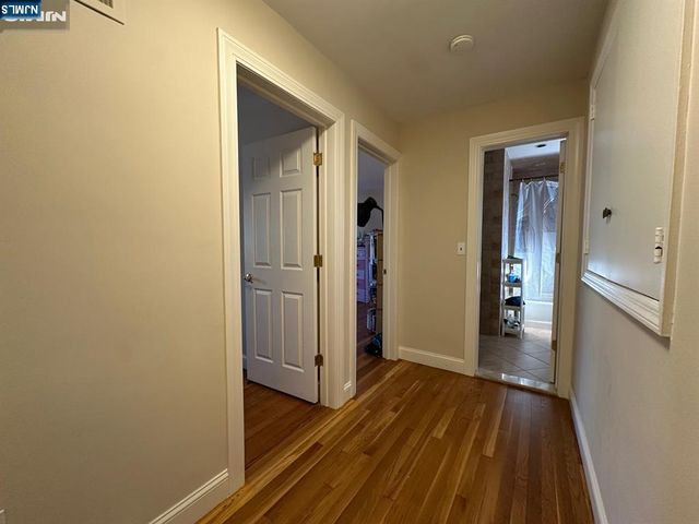 33 Malcolm Court, Tenafly, NJ 07670