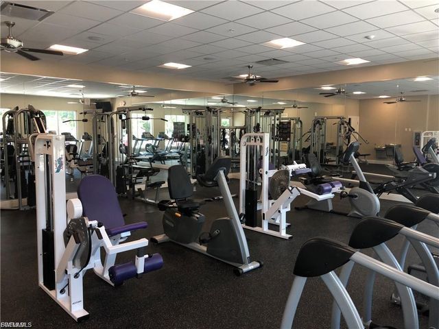 5950 Trailwinds DR 224, Fort Myers, FL 33907