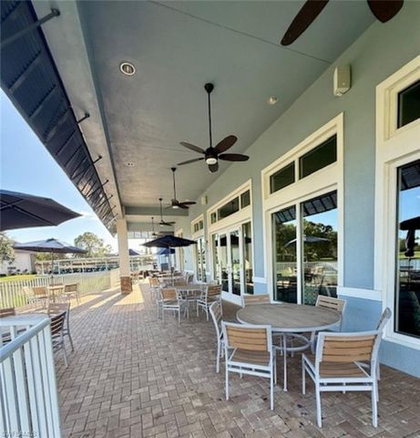 5950 Trailwinds DR 224, Fort Myers, FL 33907