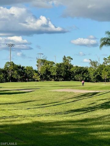 5950 Trailwinds DR 224, Fort Myers, FL 33907