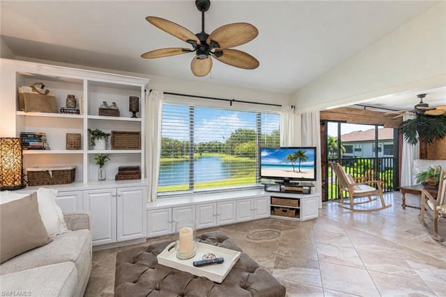 5950 Trailwinds DR 224, Fort Myers, FL 33907