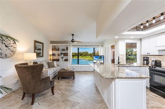 5950 Trailwinds DR 224, Fort Myers, FL 33907
