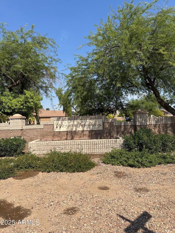 15756 W REDFIELD Road, Surprise, AZ 85379 — photo 3