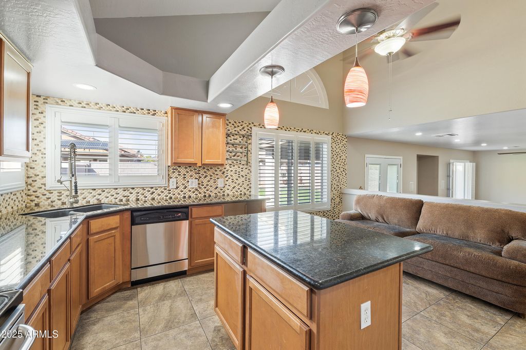 15756 W REDFIELD Road, Surprise, AZ 85379 — photo 5
