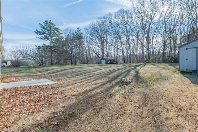 358 Carriage Lane, Linwood, NC 27299