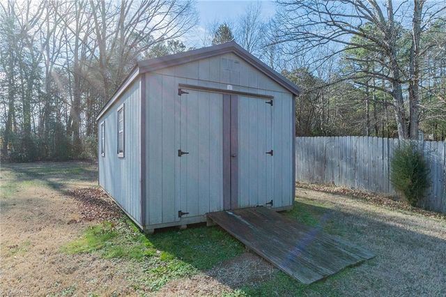 358 Carriage Lane, Linwood, NC 27299