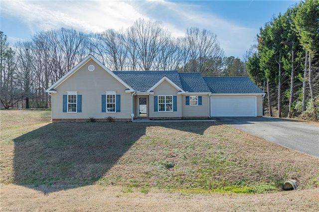 358 Carriage Lane, Linwood, NC 27299