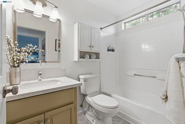 1792 Bevin Brook Dr, San Jose, CA 95112