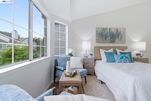 1792 Bevin Brook Dr, San Jose, CA 95112