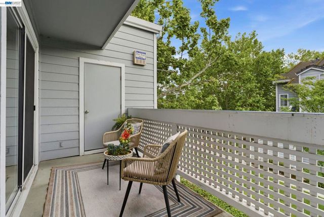 1792 Bevin Brook Dr, San Jose, CA 95112