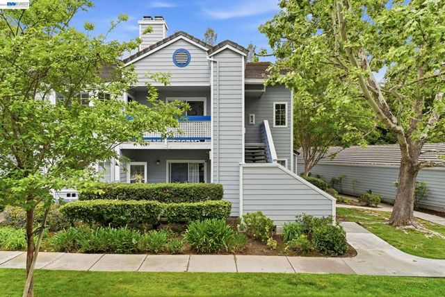 1792 Bevin Brook Dr, San Jose, CA 95112