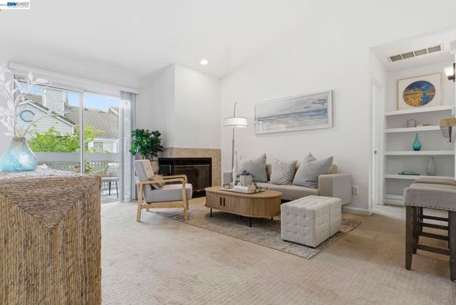 1792 Bevin Brook Dr, San Jose, CA 95112