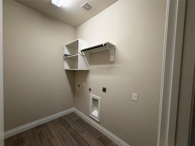 103 Wild Garden Court, Conroe, TX 77304