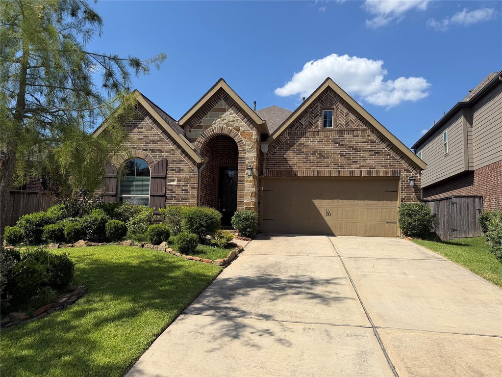 103 Wild Garden Court, Conroe, TX 77304